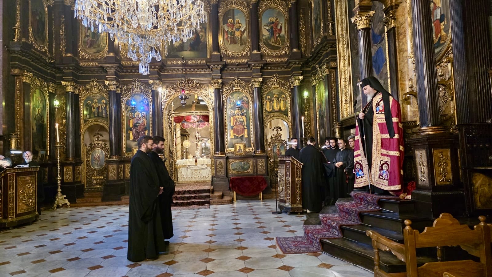 Erzbischöfliche Göttliche Liturgie und Doxologie zum Nationalfeiertag Zyperns in der Kathedrale zur Heiligen Dreifaltigkeit in Wien